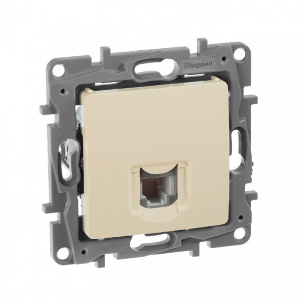 Розетка Legrand 672340