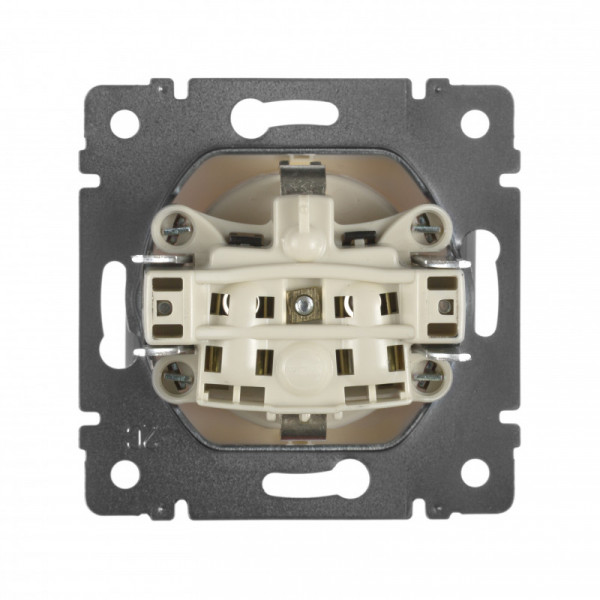 Розетка Legrand 774320