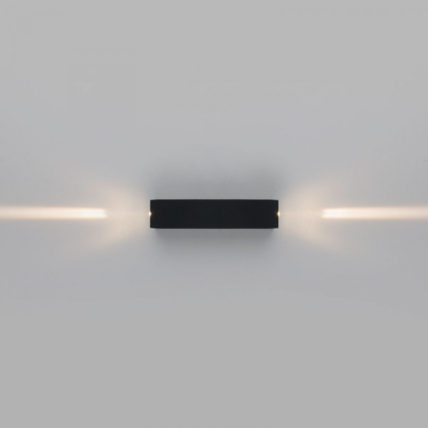 Светильник настенный Elektrostandard Blaze LED черный (35136/W)