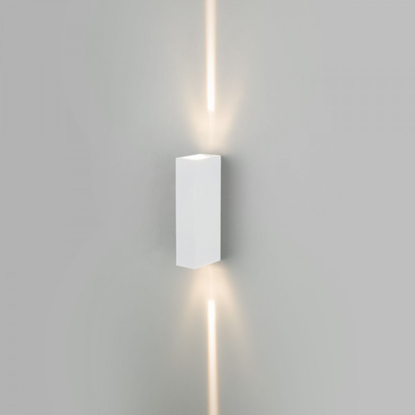 Светильник настенный Elektrostandard Blaze LED белый (35136/W)